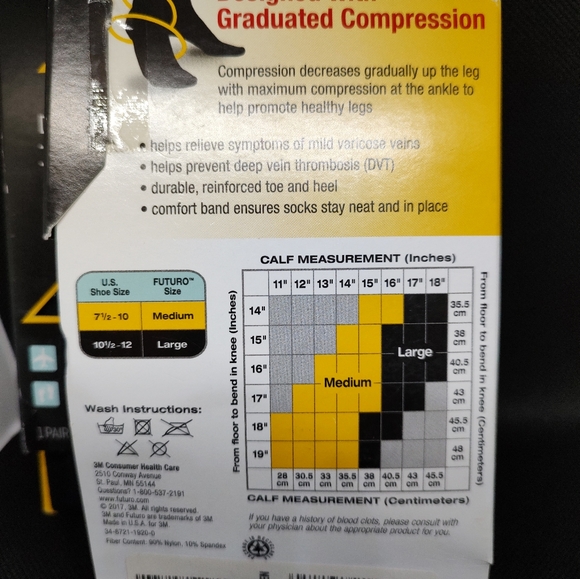 2 units of 3M Futuro Compression Socks - Picture 3 of 4